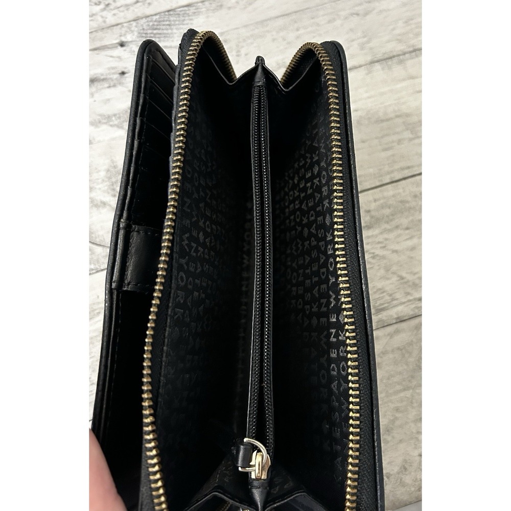 Kate Spade New York Chester Street Brigitta Wristlet Wallet Black - Picture 5 of 8